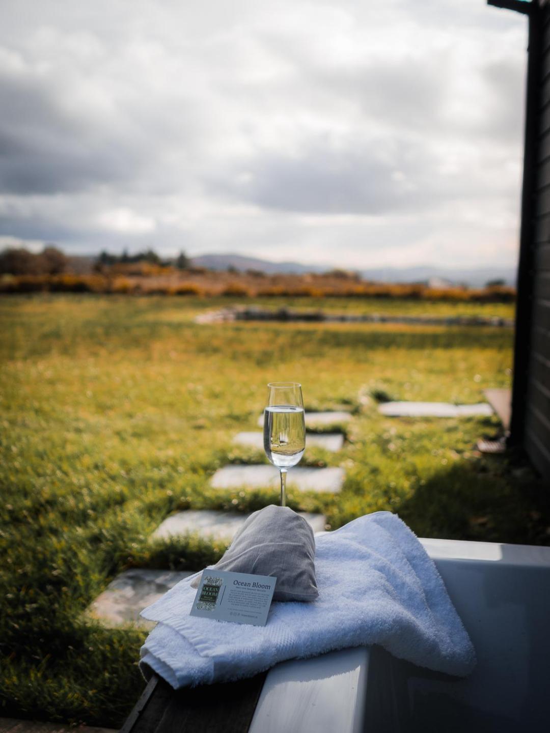 Wild Hideaways Luxury Lodges And Eco Spa バントリー エクステリア 写真